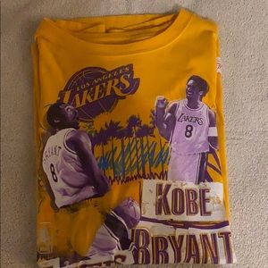 Mitchell & Ness Kobe T-Shirt 🐍